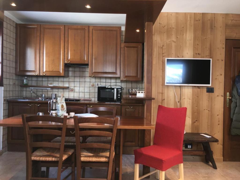 Apartament Aroma Di Legno E Profumo Di Neve Breuil-Cervinia Zewnętrze zdjęcie
